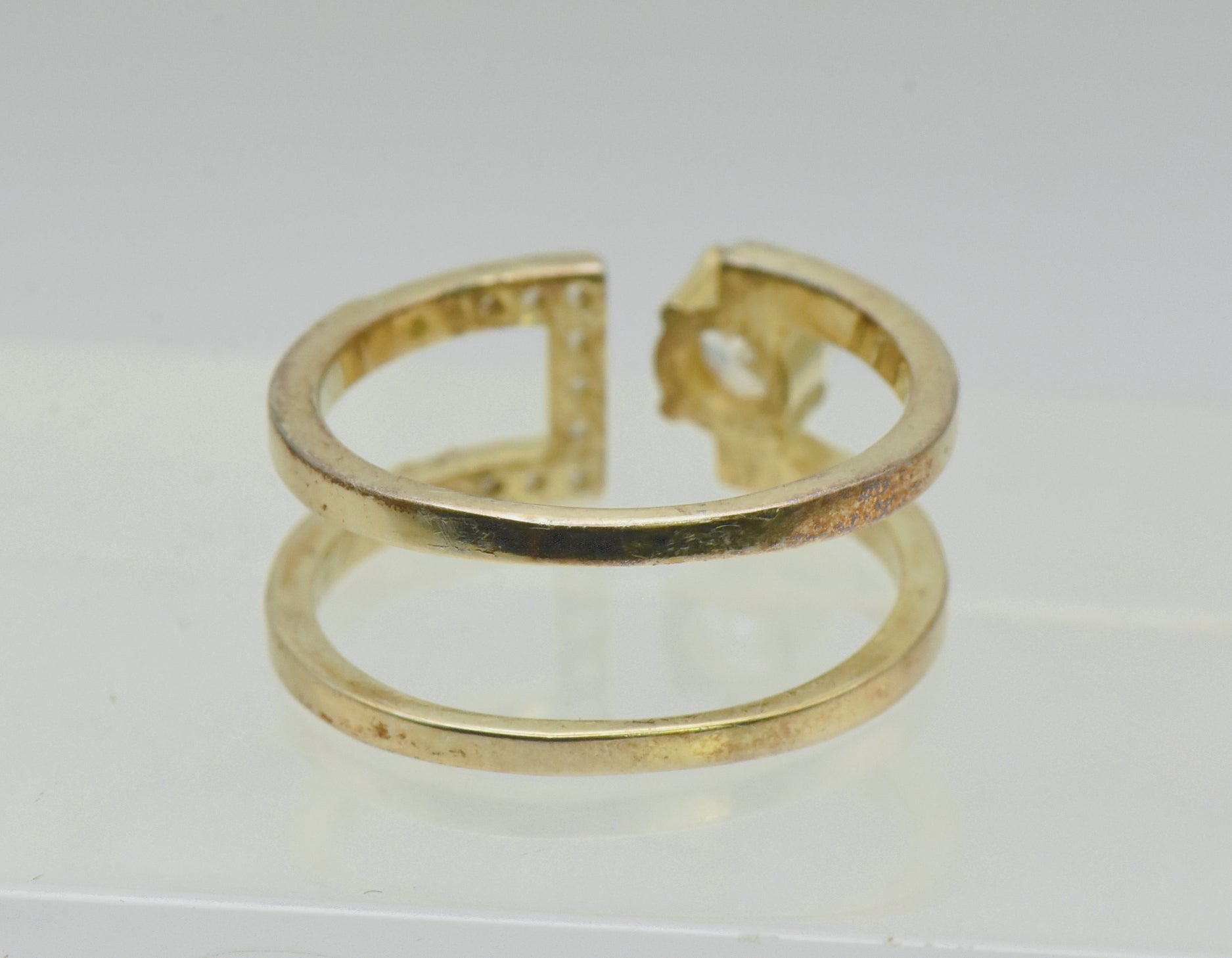 Vintage Unique Modern Design Gold Tone Sterling Silver CZ Ring - Size 8