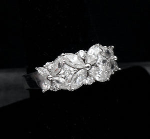 Vintage Cubic Zirconia Sterling Silver Ring - Size 8