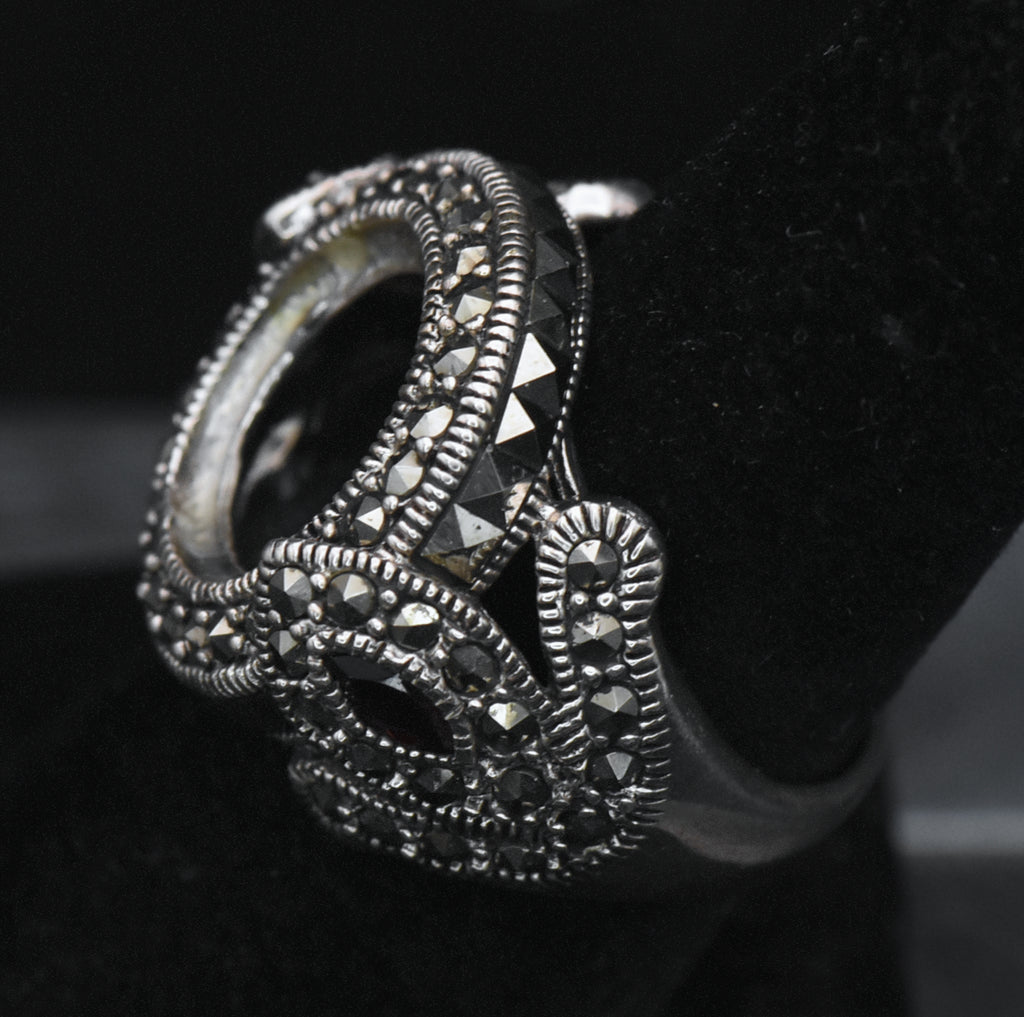 Vintage Sterling Silver Marcasite and Garnet Ring - Size 7 MISSING STONE