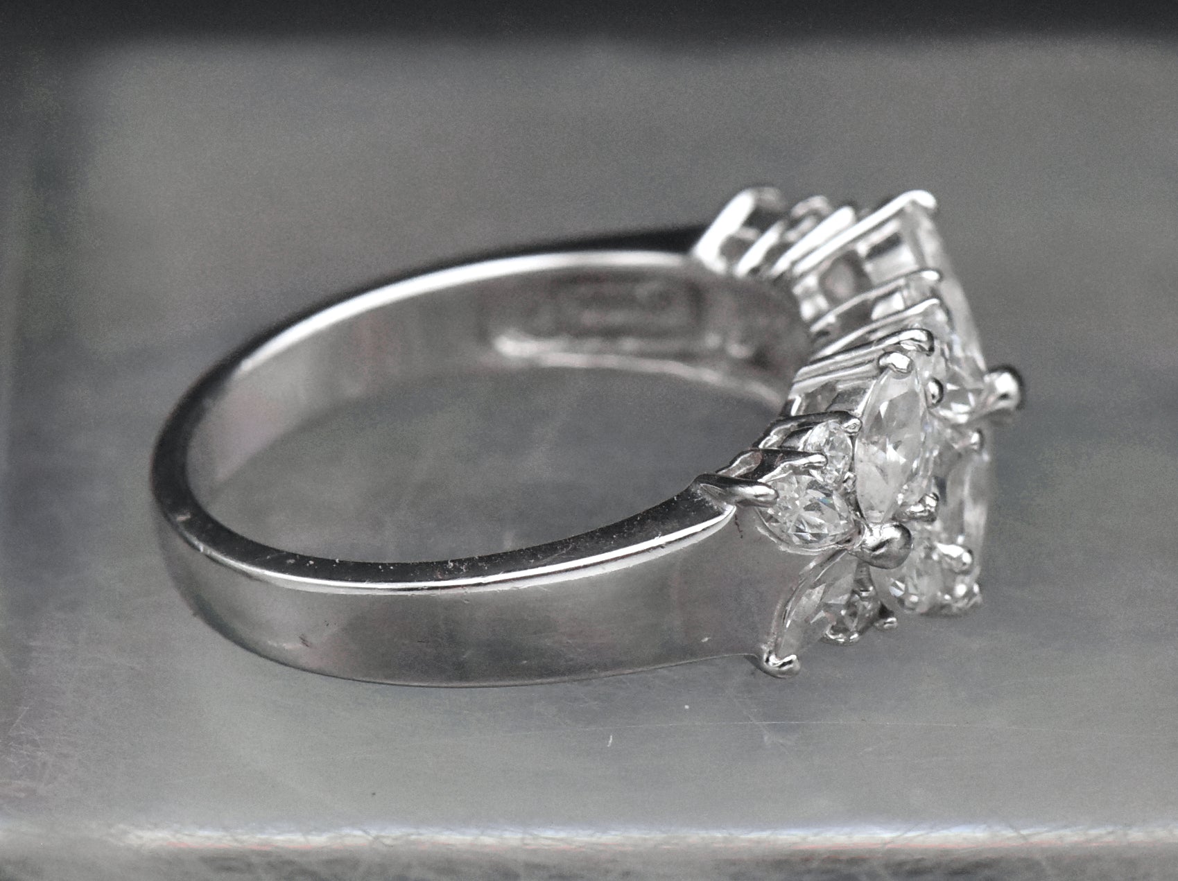 Vintage Cubic Zirconia Sterling Silver Ring - Size 8