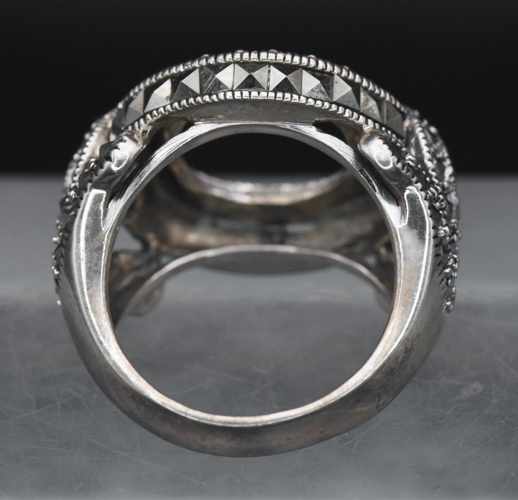 Vintage Sterling Silver Marcasite and Garnet Ring - Size 7 MISSING STONE