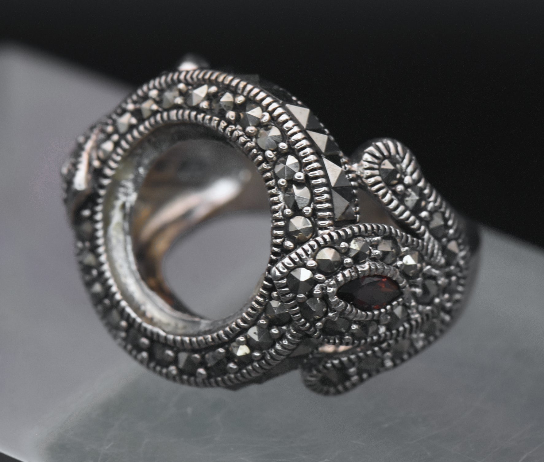 Vintage Sterling Silver Marcasite and Garnet Ring - Size 7 MISSING STONE