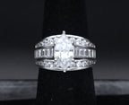 Stunning Sterling Silver Cubic Zirconia Ring - Size 6.25