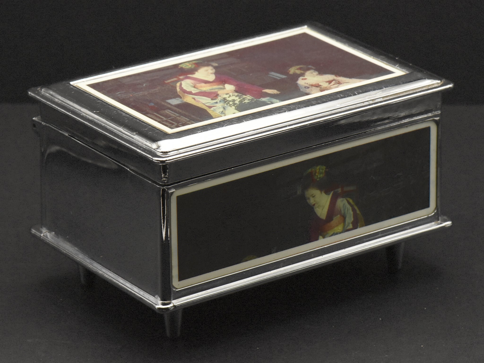 Petare-line - Vintage Metal Geisha Music Jewelry Box