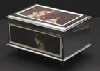 Petare-line - Vintage Metal Geisha Music Jewelry Box