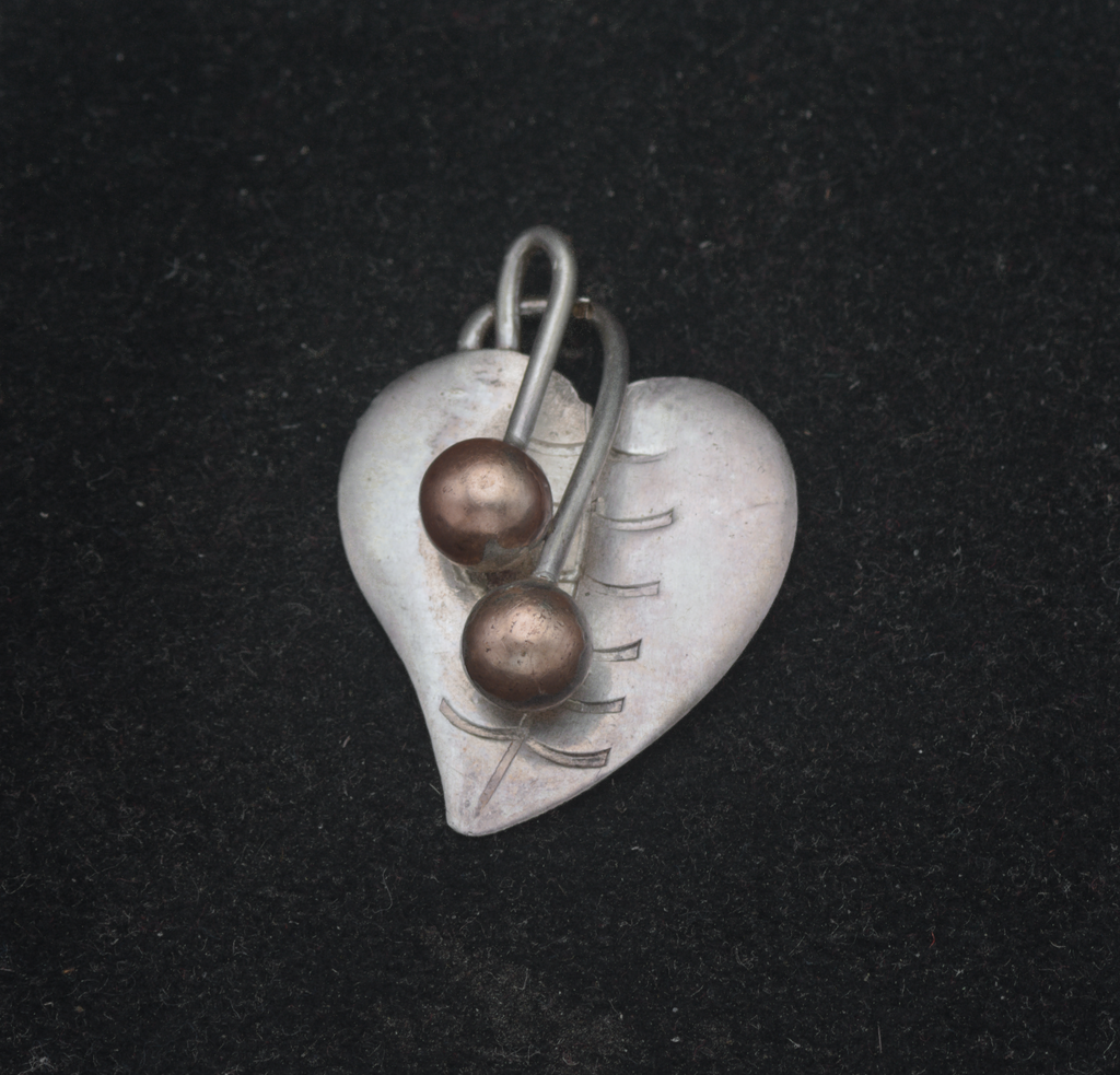 Handmade Vintage Silver Foliate Pendant