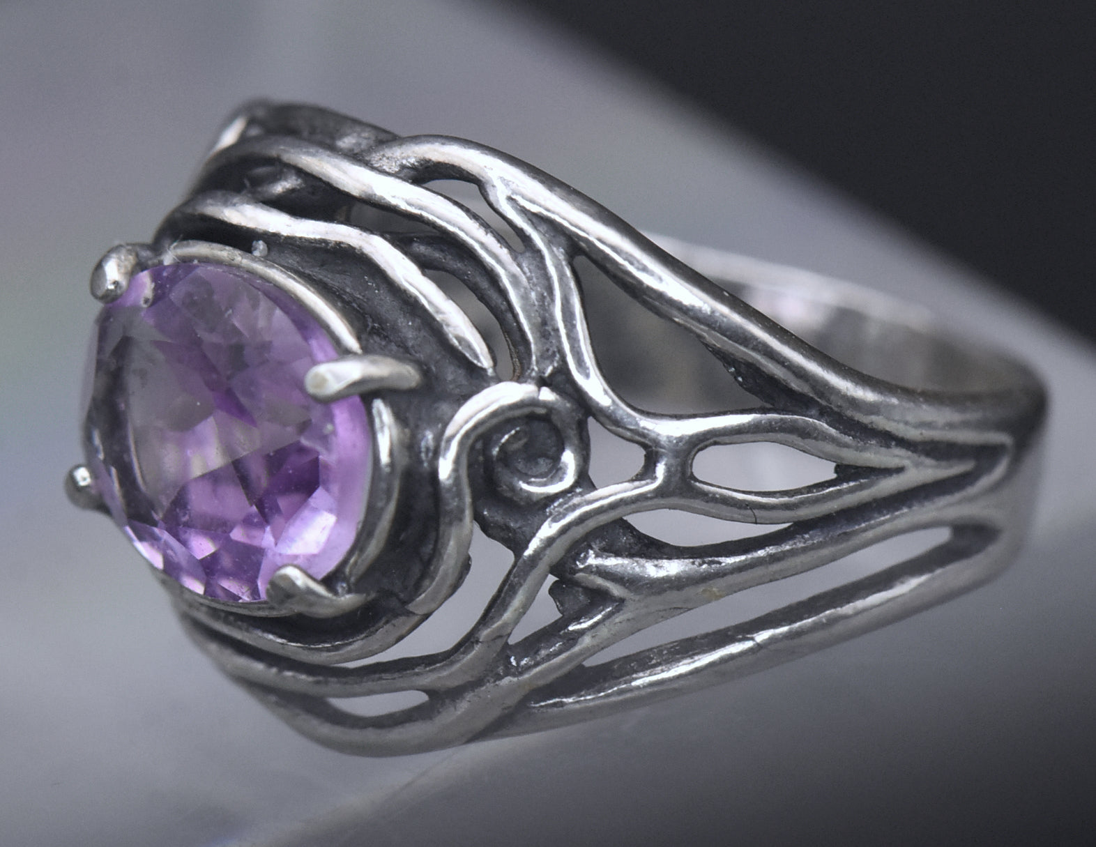 Vintage Amethyst Sterling Silver Ring - Size 8
