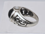 Vintage Black Onyx and Mother of Pearl Sterling Silver Ring - Size 5
