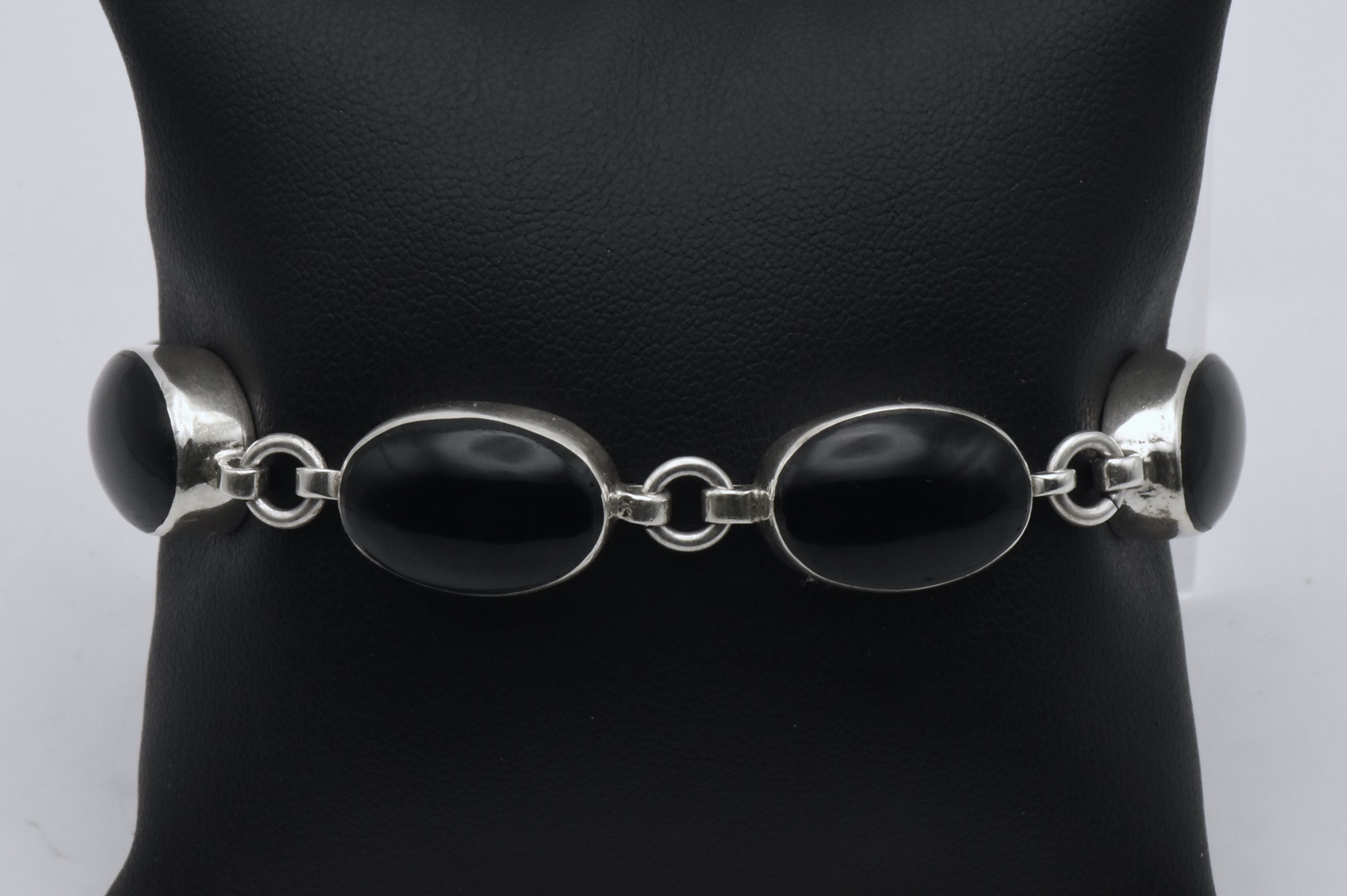 Vintage Handmade Sterling Silver and Black Onyx Bracelet - 7.5"