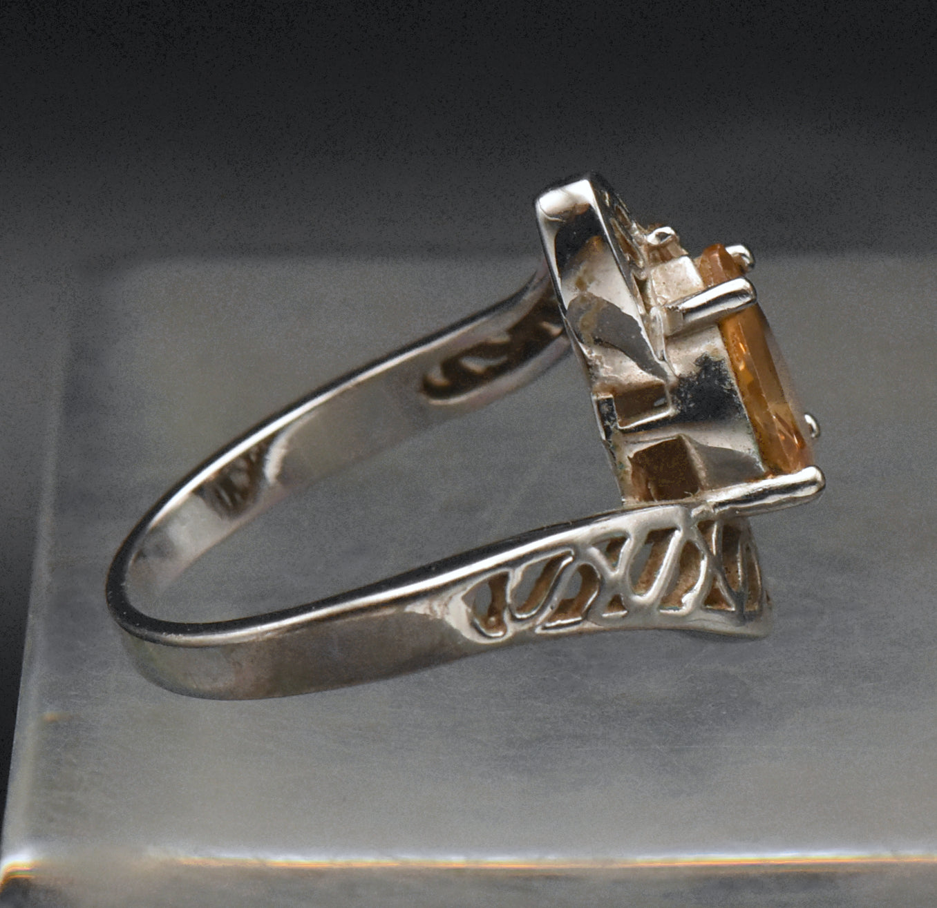 Vintage Orange Cubic Zirconia Sterling Silver Ring - Size 8