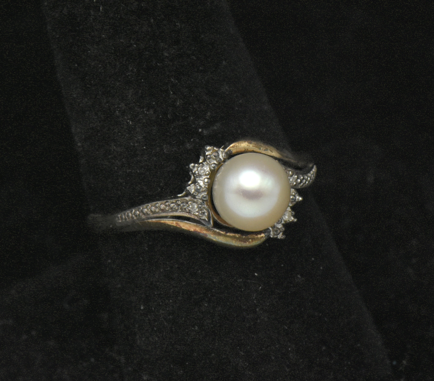 Vintage Sterling Silver and 10k Gold Pearl with Diamonds Ring - Size 8.5