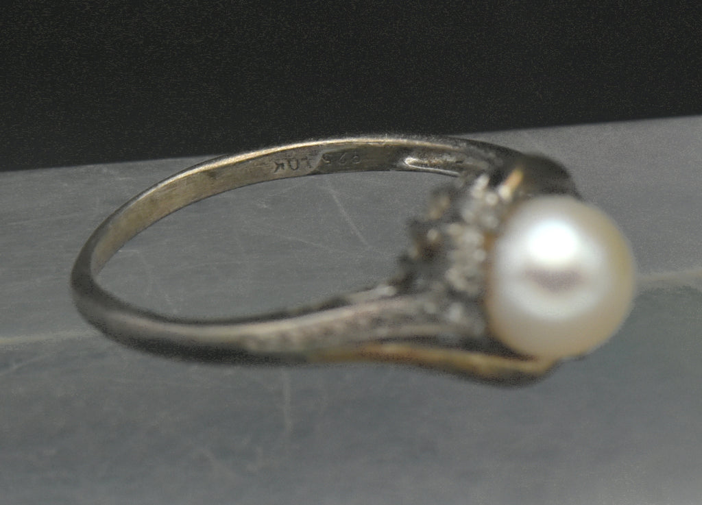 Vintage Sterling Silver and 10k Gold Pearl with Diamonds Ring - Size 8.5