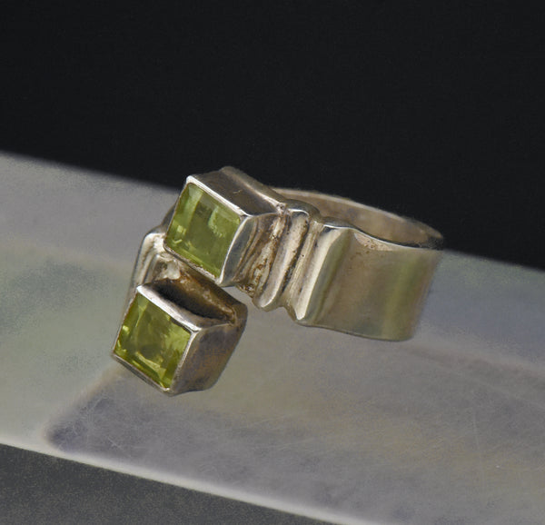 Vintage Handmade Peridot Sterling Silver Ring Bypass Ring - Size 3