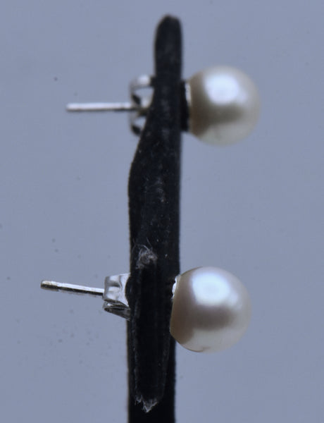 Vintage Cultured Pearl Stud Earrings