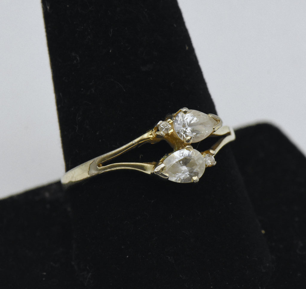 Vintage Cubic Zirconia Gold Tone Metal Ring - Size 10