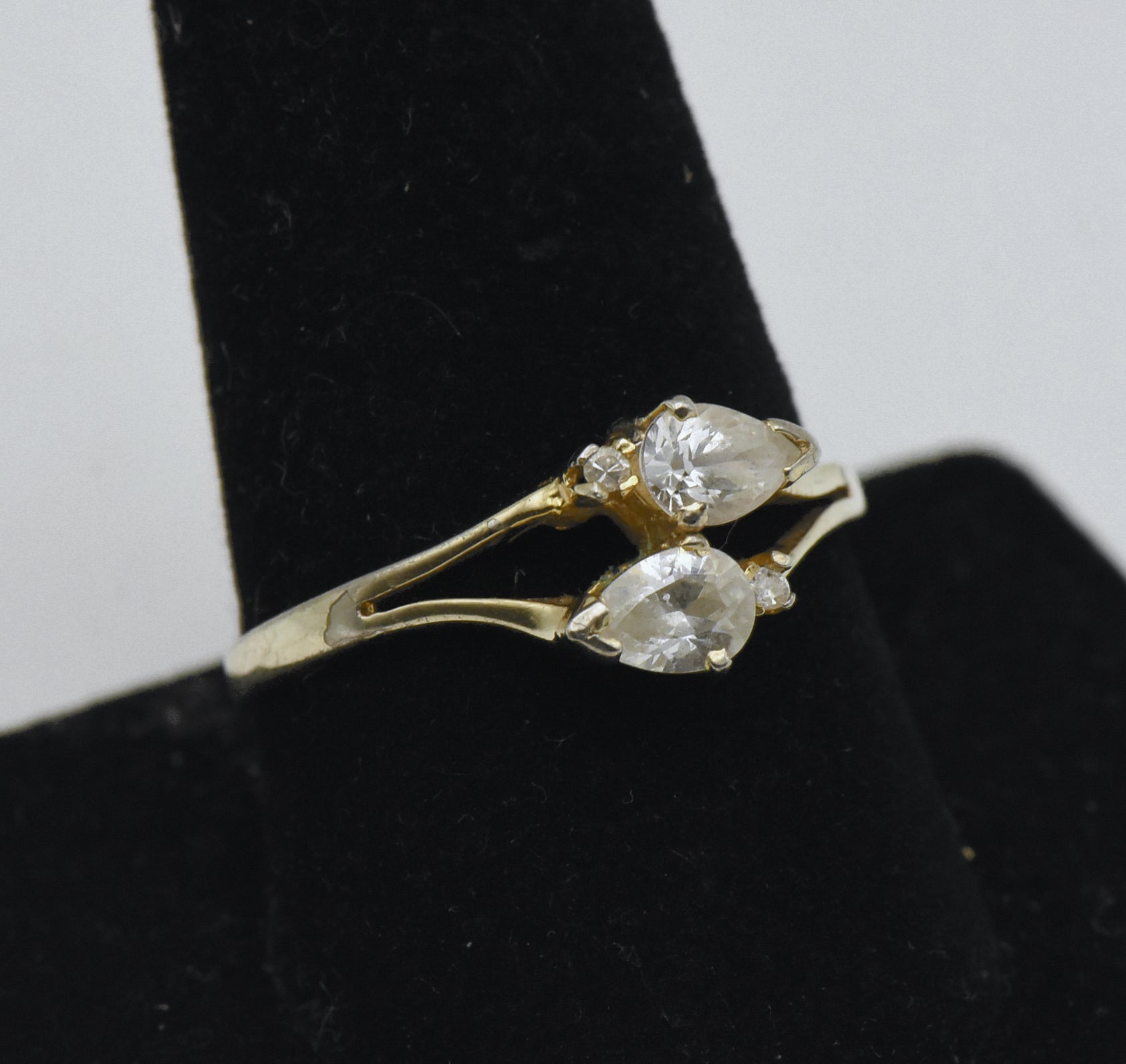 Vintage Cubic Zirconia Gold Tone Metal Ring - Size 10