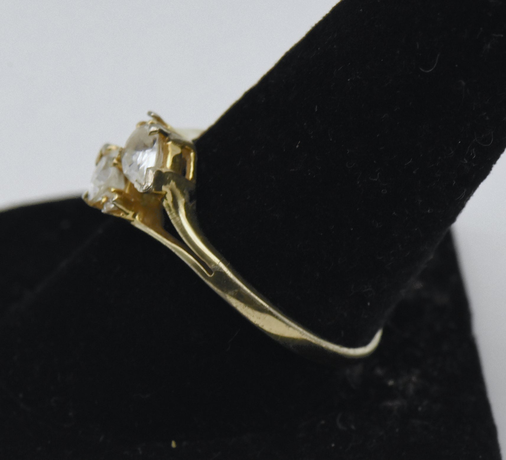 Vintage Cubic Zirconia Gold Tone Metal Ring - Size 10