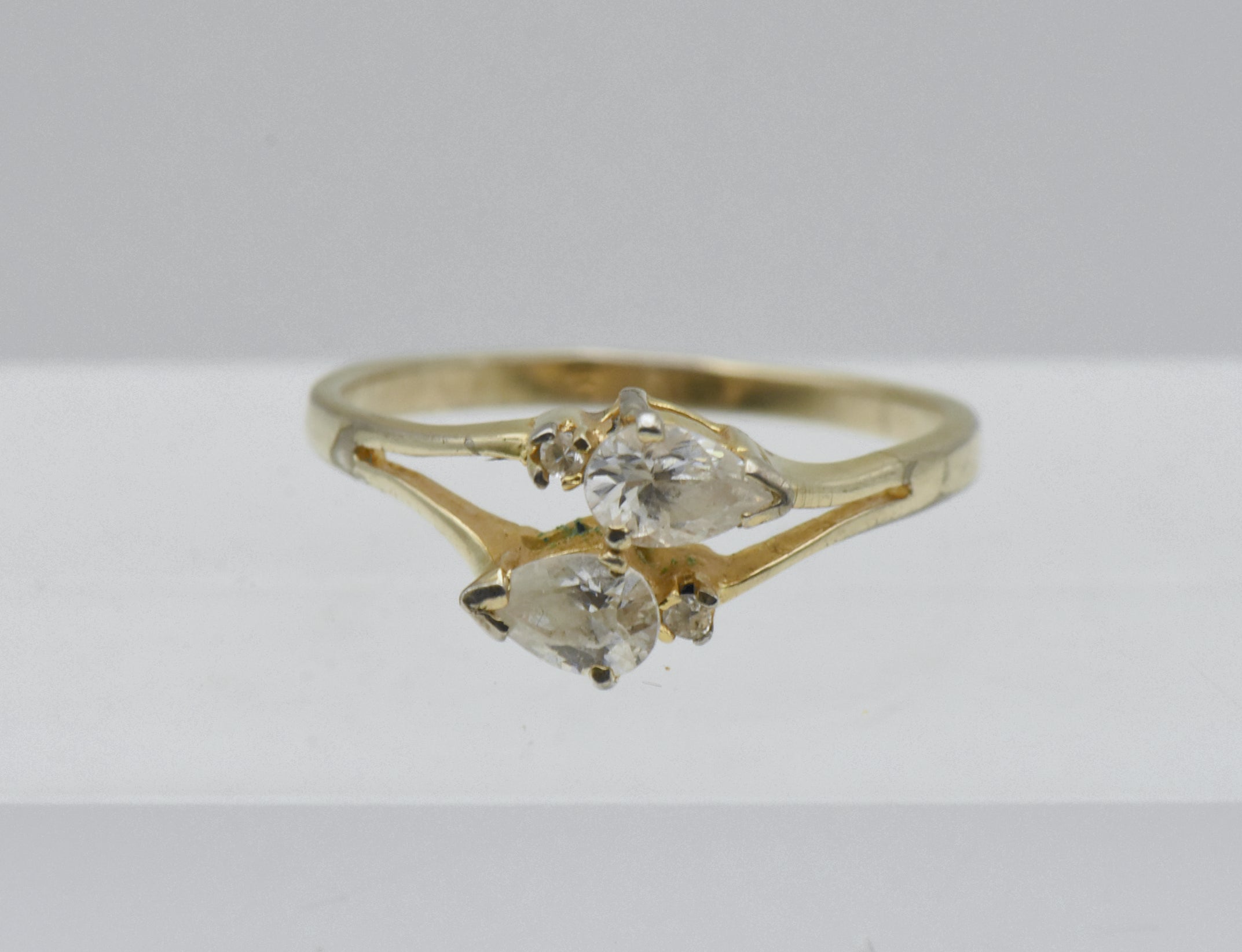 Vintage Cubic Zirconia Gold Tone Metal Ring - Size 10