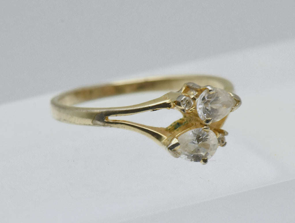 Vintage Cubic Zirconia Gold Tone Metal Ring - Size 10