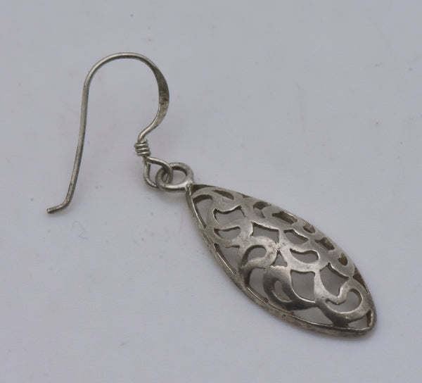 UNMATCHED Vintage Sterling Silver Dangle Earring