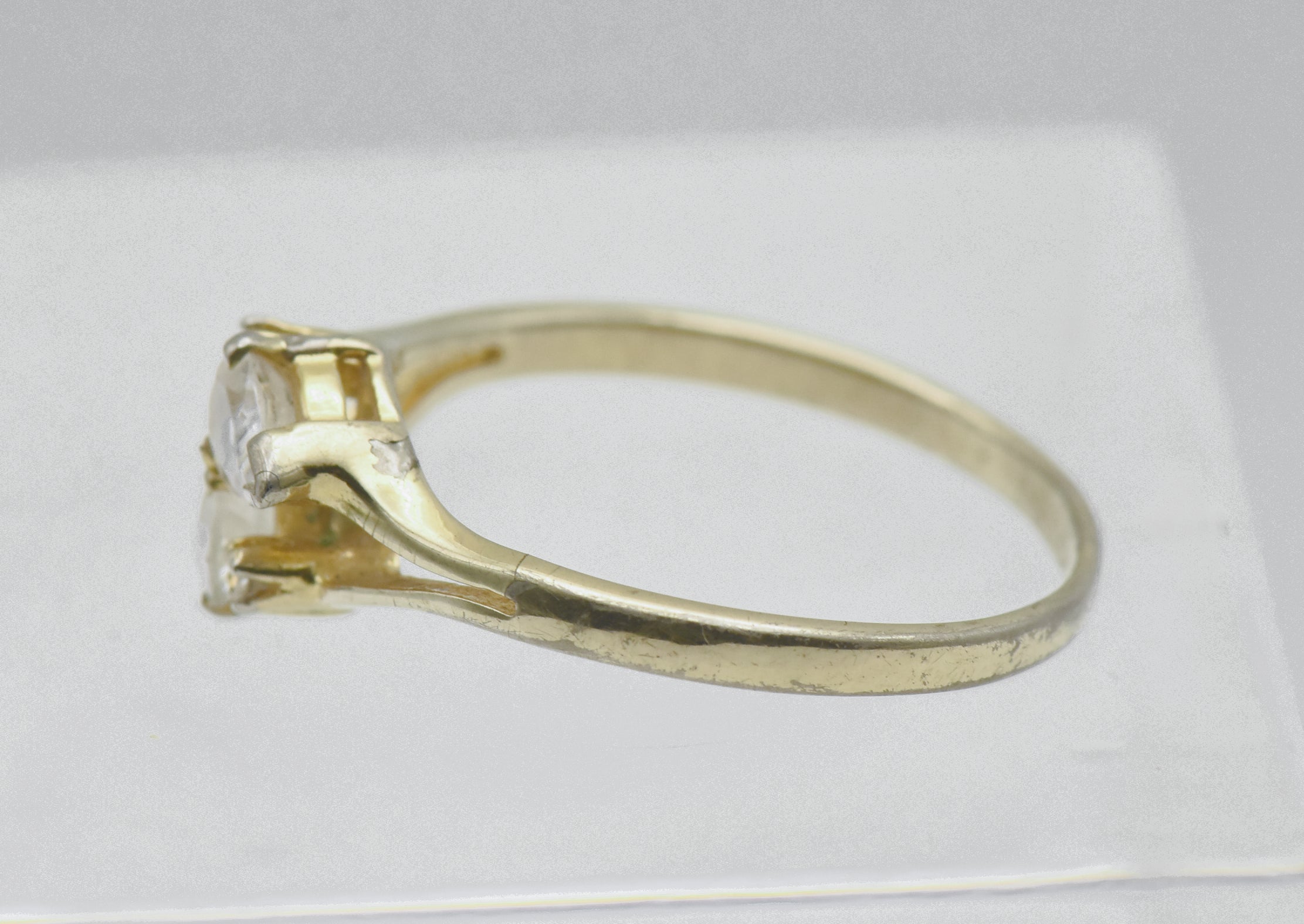 Vintage Cubic Zirconia Gold Tone Metal Ring - Size 10