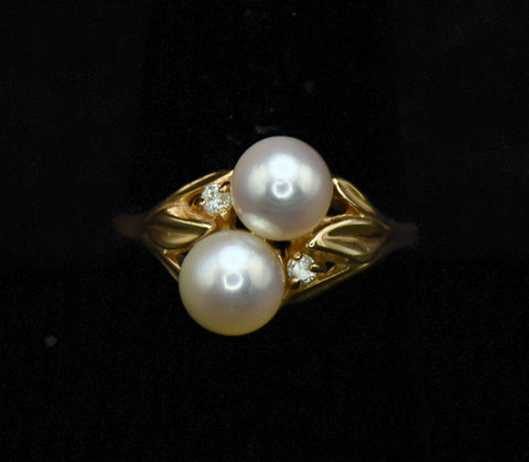 Vintage 14K Gold Pearl and Diamonds Ring - Size 8.75