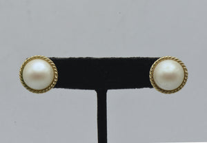 Vintage Faux Pearl and Gold Tone Clip On Earrings