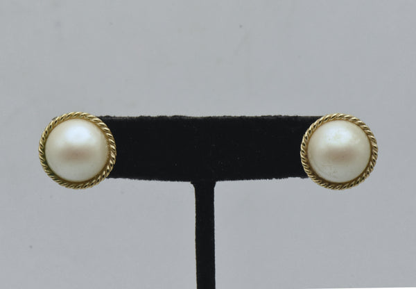 Vintage Faux Pearl and Gold Tone Clip On Earrings