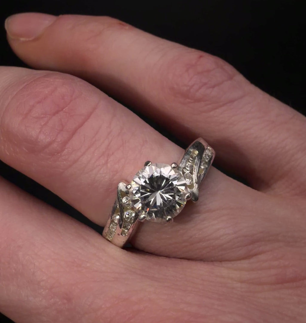 Vintage Cubic Zirconia Sterling Silver Bypass Ring - Size 9.25