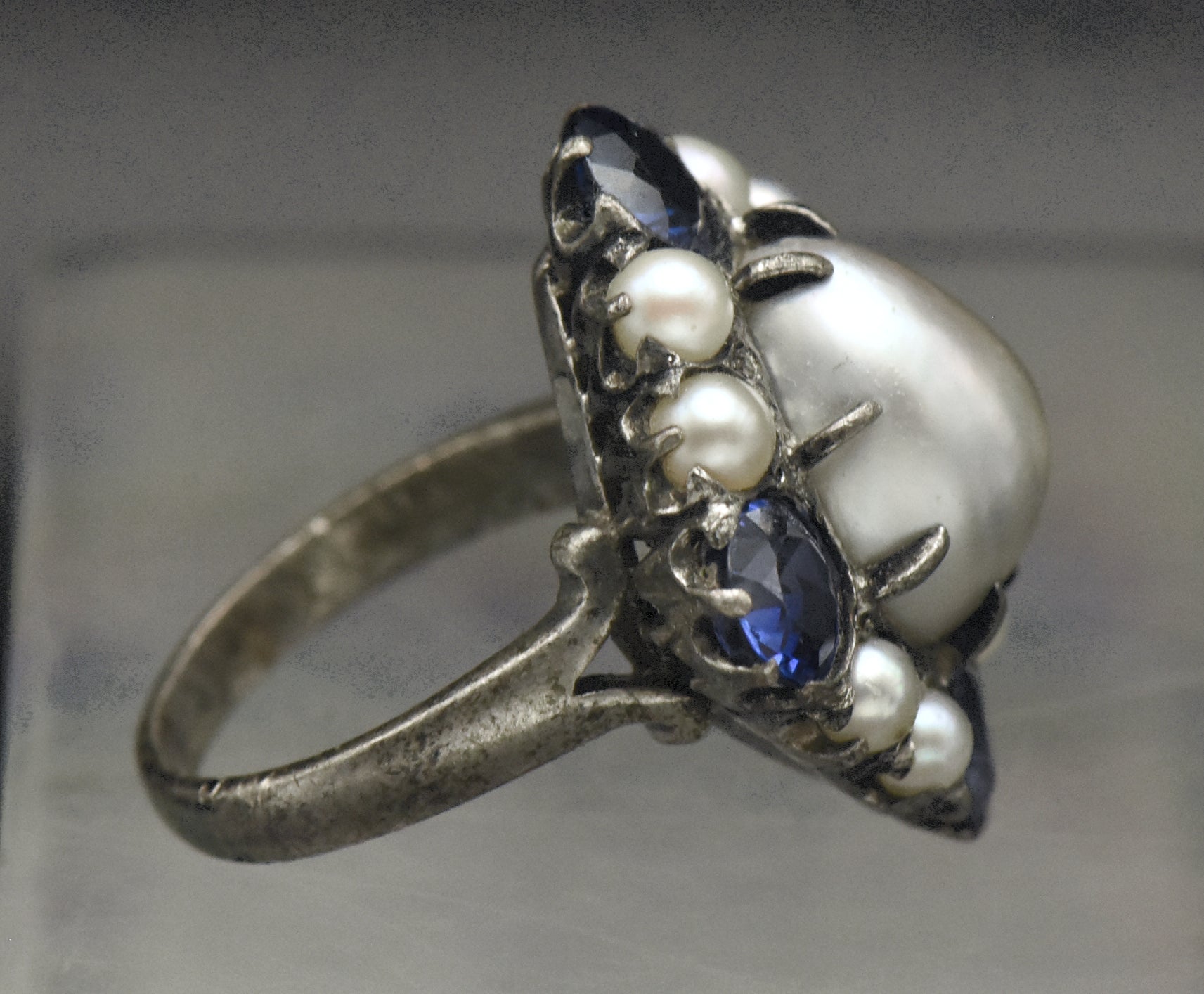 Vintage Culured Pearls and Synthetic Sapphires Sterling Silver Ring - Size 5.5