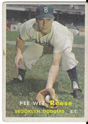 Topps - 1957 Pee Wee Reese Trading Card