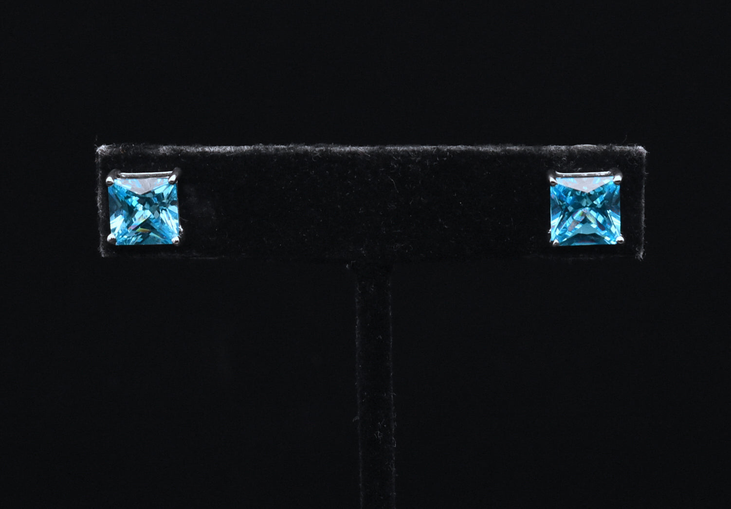 Vintage Sterling Silver Blue Rhinestone Stud Earrings