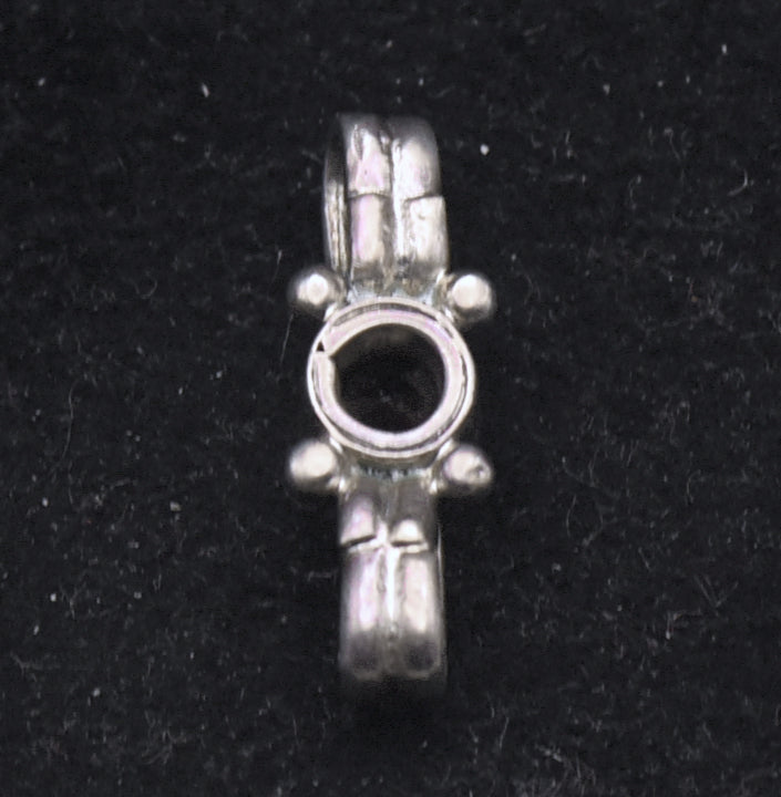 Vintage Handmade Sterling Silver Garnet Pendant
