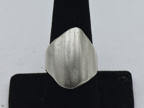 Vintage Sterling Silver Modern Design Ring - Size 9.25