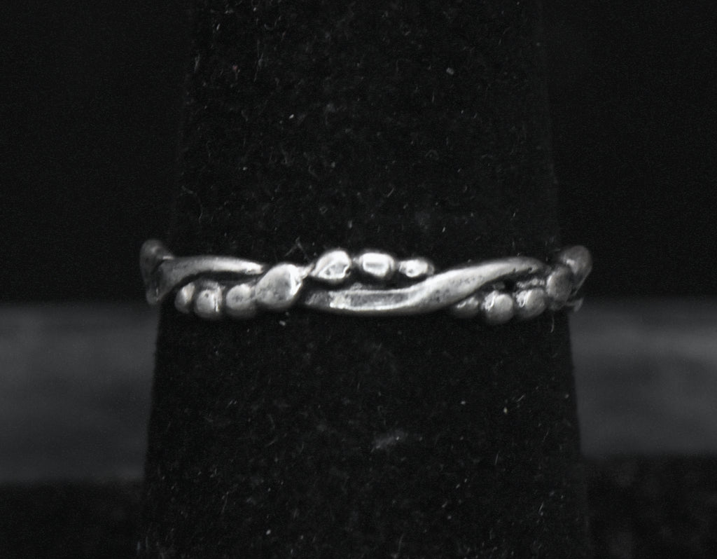 Vintage Sterling Silver Band - Size 7