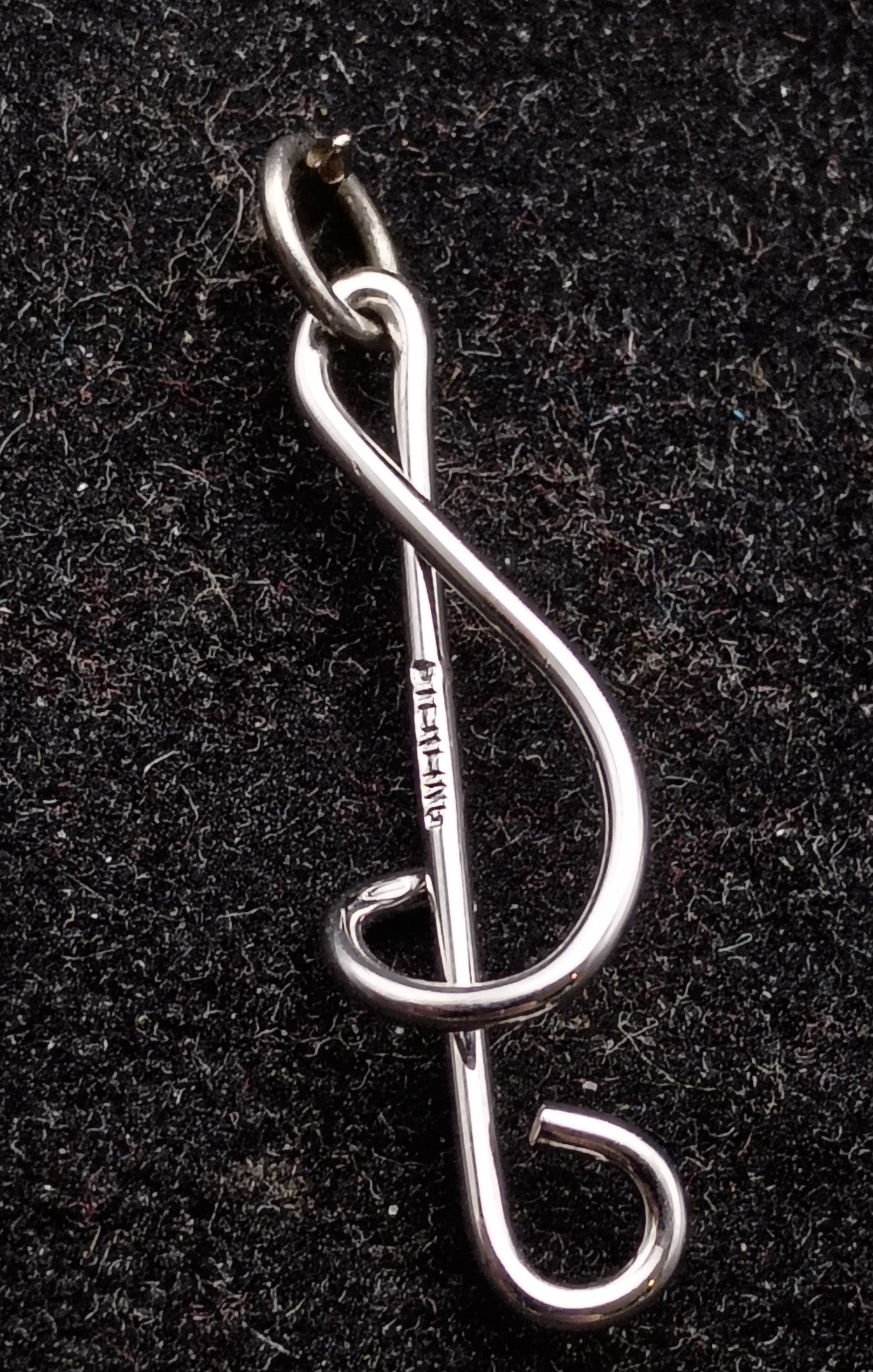 Vintage Sterling Silver Wire Treble Clef Pendant