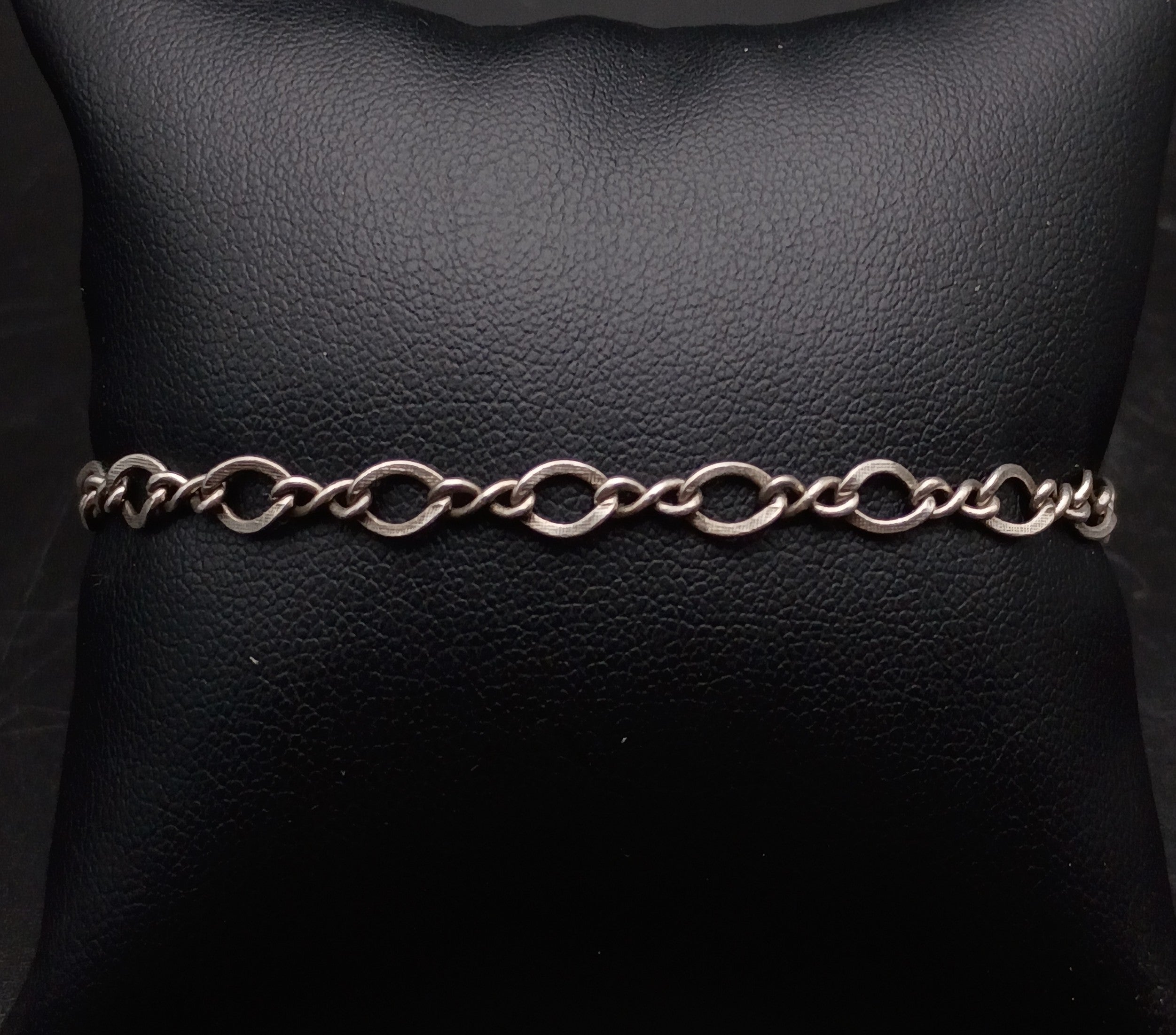 Vintage Sterling Silver Chain Link Bracelet - 7.25"