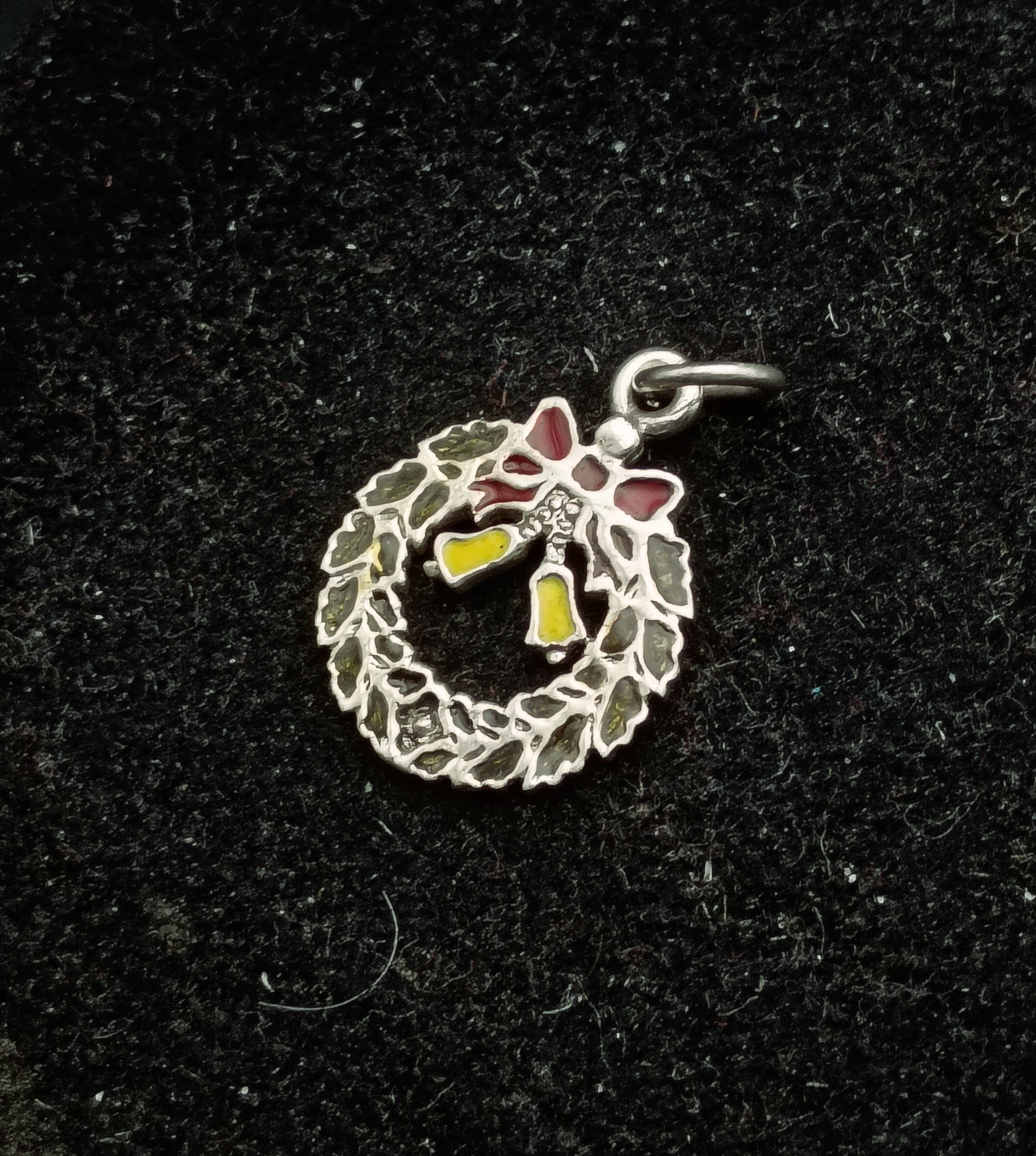 Vintage Sterling Silver Christmas Wreath Charm