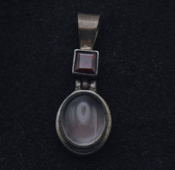 Vintage Star Rose Quartz and Garnet Sterling Silver Pendant