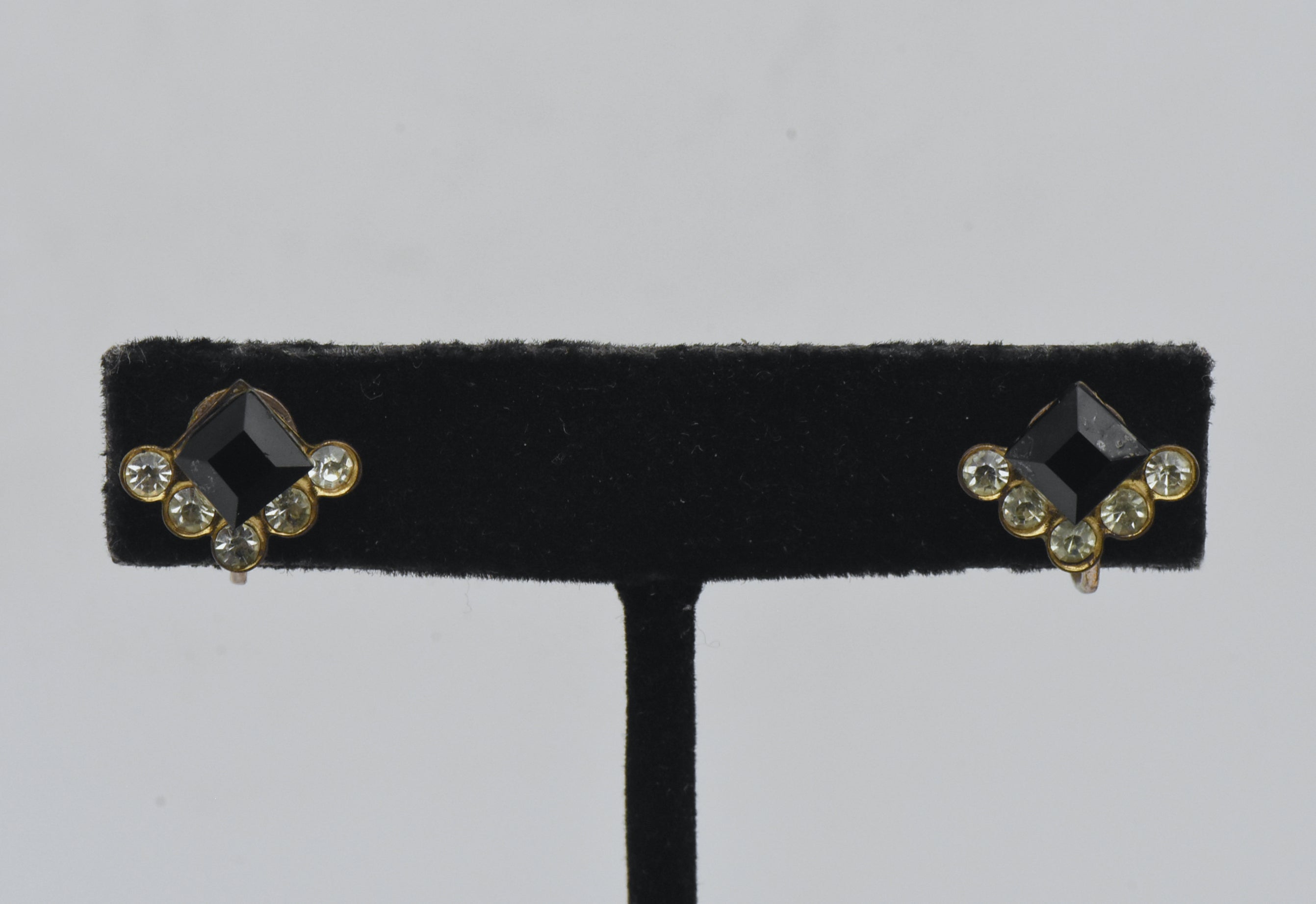 Vintage Gold Tone Rhinestone and Faux Black Onyx Screw Back Earrings