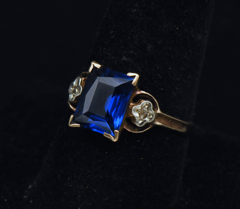 Vintage 10K Gold Synthetic Blue Spinel and Diamond Ring - Size 9.25