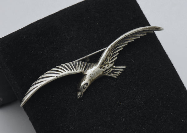 Vintage Handmade Silver Seagull Brooch