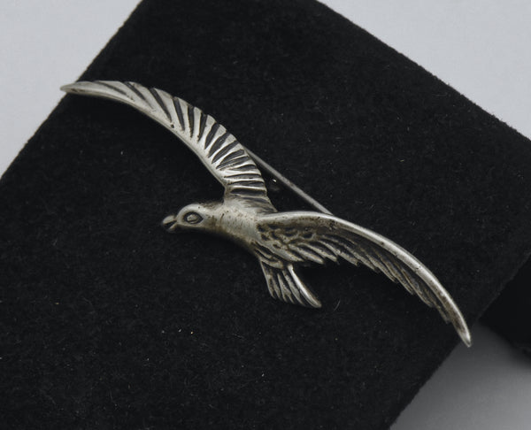 Vintage Handmade Silver Seagull Brooch