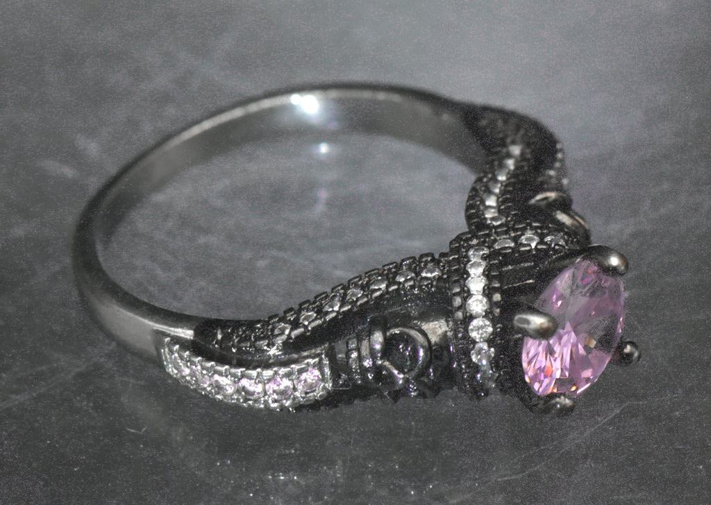 Vintage Skull Motif Pink Crystal Ring - Size 9.25