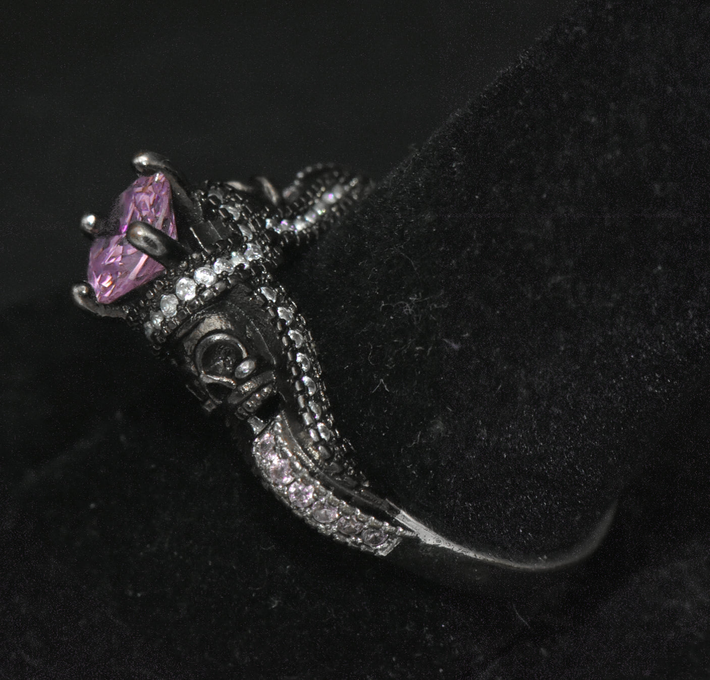 Vintage Skull Motif Pink Crystal Ring - Size 9.25