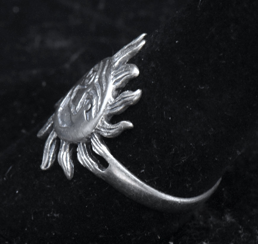 Vintage Sterling Silver Sun Ring - Size 9.5