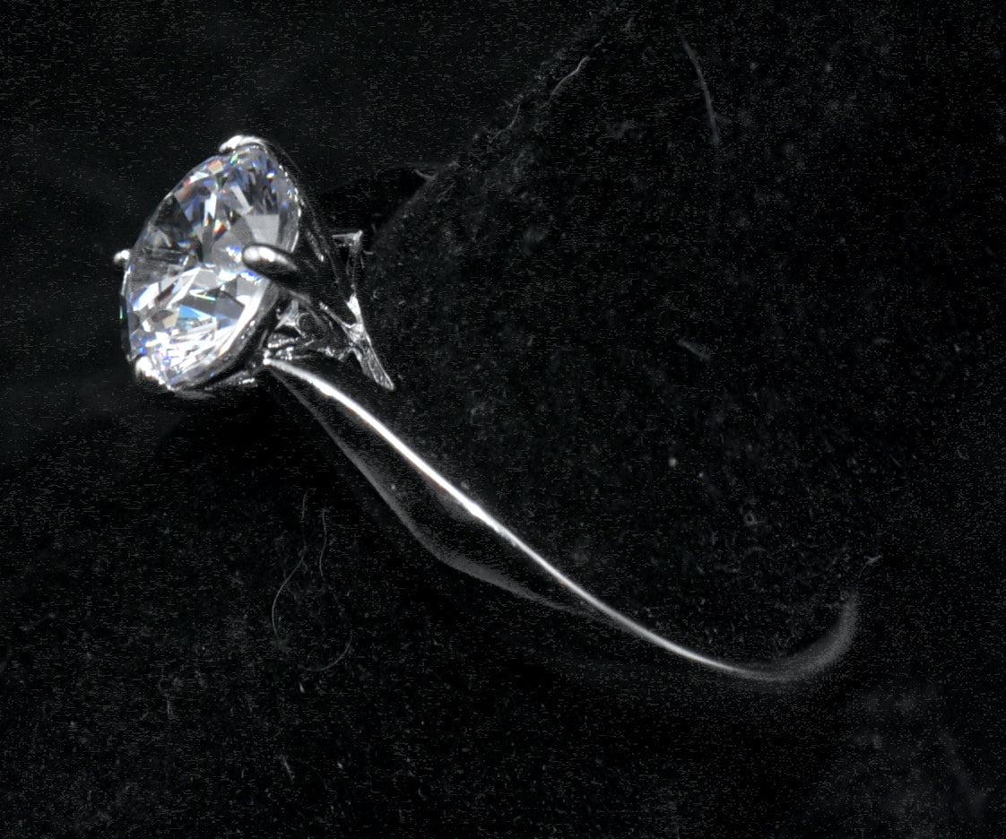 Vintage Cubic Zirconia Sterling Silver Solitaire Ring - Size 8