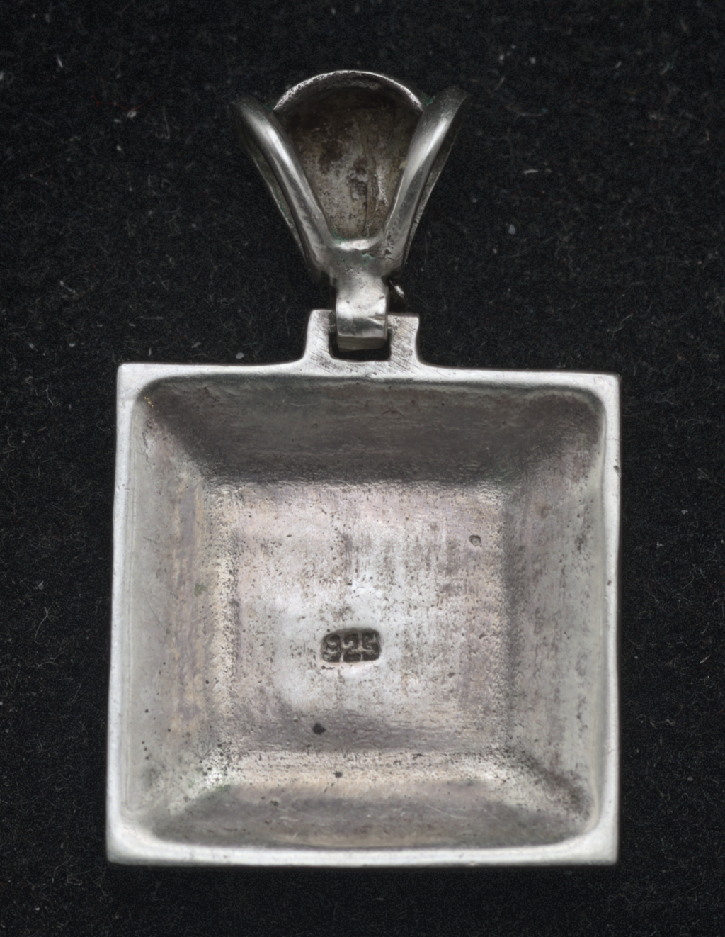 Vintage Sterling Silver Inlaid Mother of Pearl Pendant