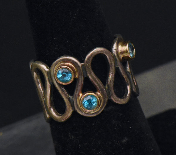 Vintage Handmade Blue Topaz Sterling Silver Serpentine Band - Size 6.25