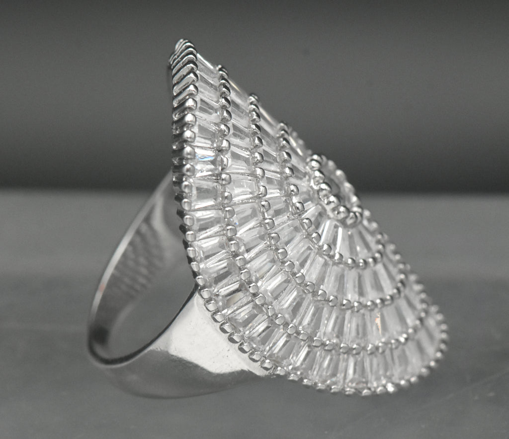 Vintage Cut Crystal Silver Tone Metal Shield Ring - Size 6.75